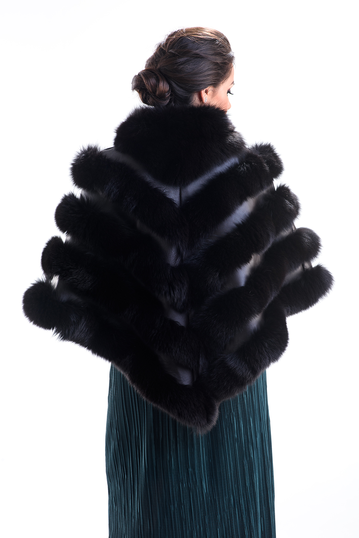 Fur cape 612 brown 2