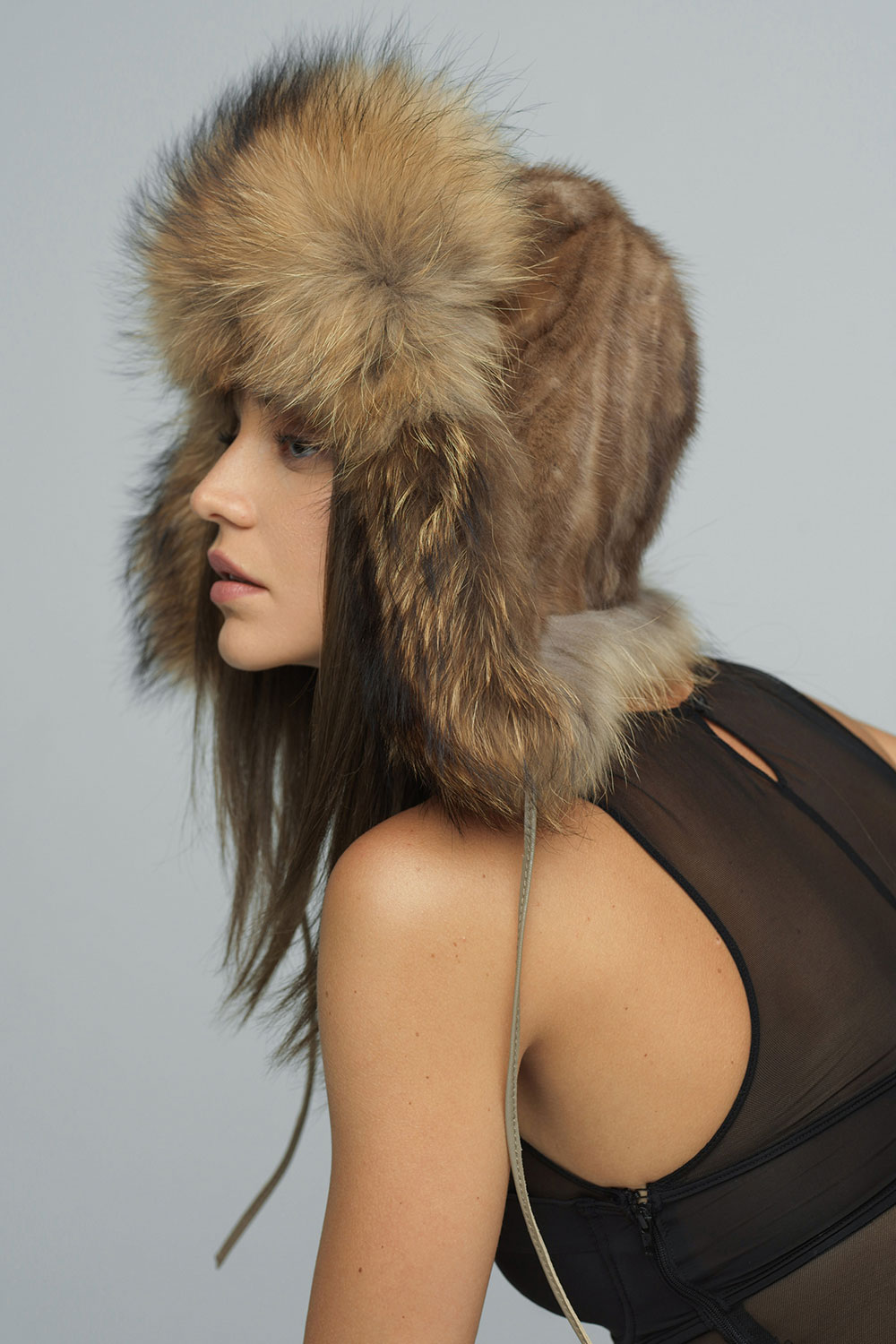 Mink and polar fox fur hat 536 taupe 2