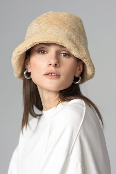 Sheepskin Fur Hat 541 yellow 3