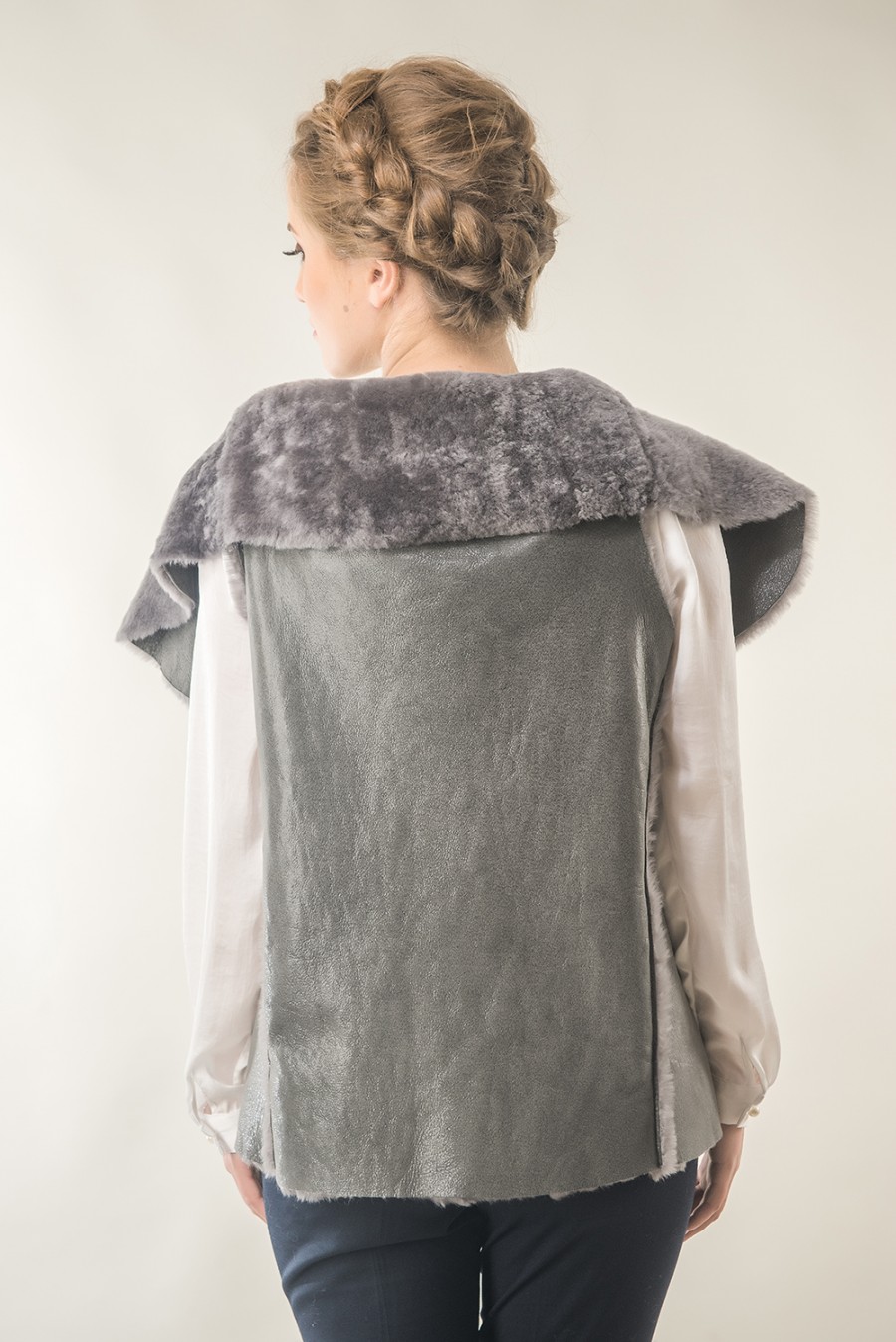 womens fur gilet 423 grey 21