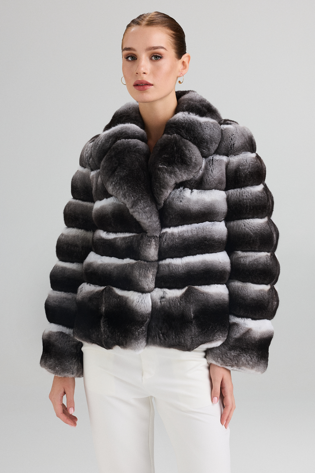 Chinchilla Fur Coat 2104 M (1)